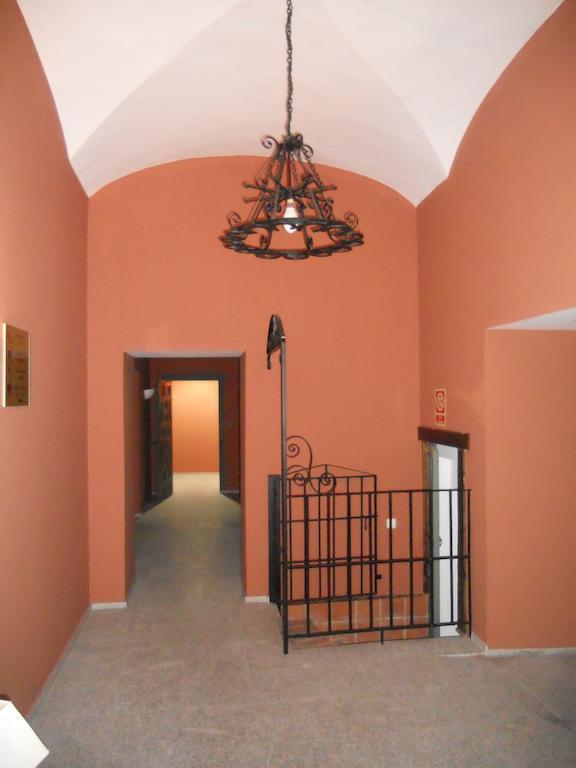 Sumaiya El Palacio Coria Exterior photo